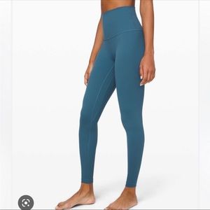 Lululemon align 28”